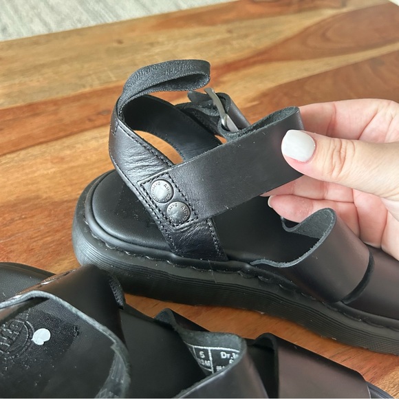 NWT Dr. Martens Gryphon Brando Leather Sandals - Picture 4 of 7